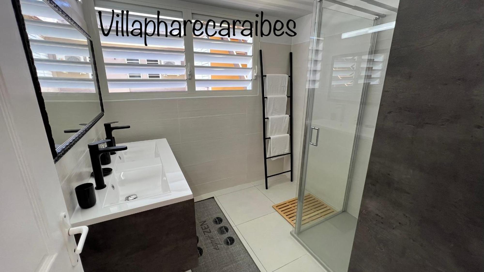 Villa Phare Caraibes Guadeloupe - Rooftop Jacuzzi & Ocean View Ле-Муль Экстерьер фото
